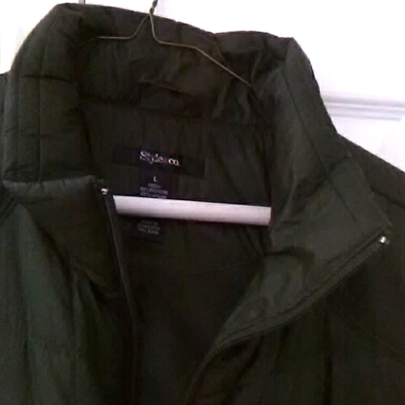 Women's vest, dark color green, size Large - Picture 3 of 3